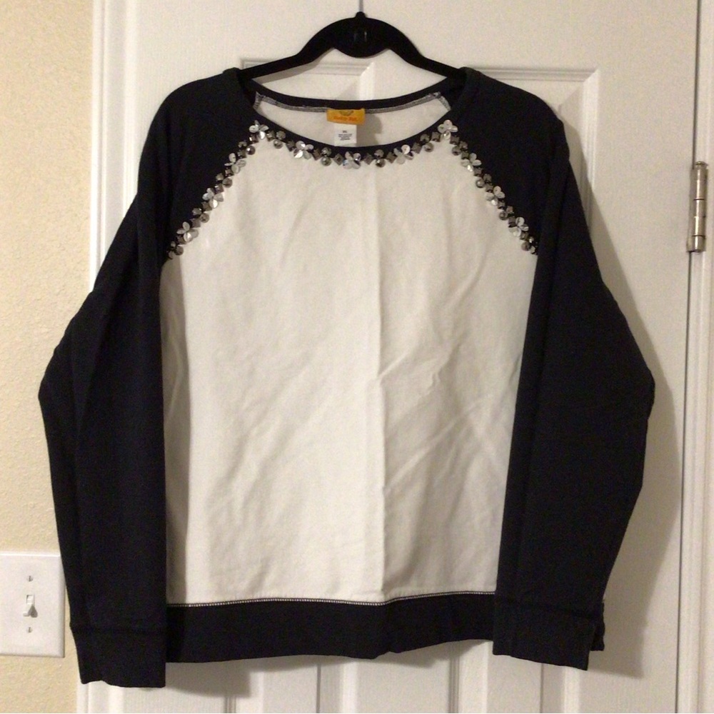 Ruby Rd. Gray and White Embellished Long Sleeve Raglan Sweatshirt